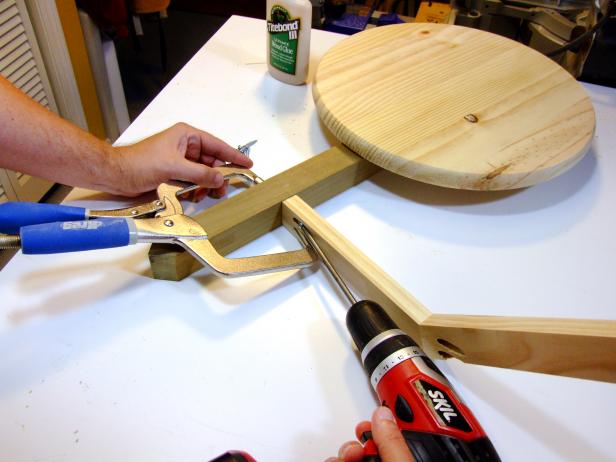 Position the back of the head and neck assembly on your work surface and attach the arm assemblies to the neck using 1-1/4" pocket-hole screws only.