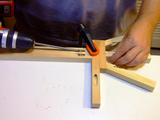Attach hands to arms using glue and 1-1/4" pocket-hole screws.