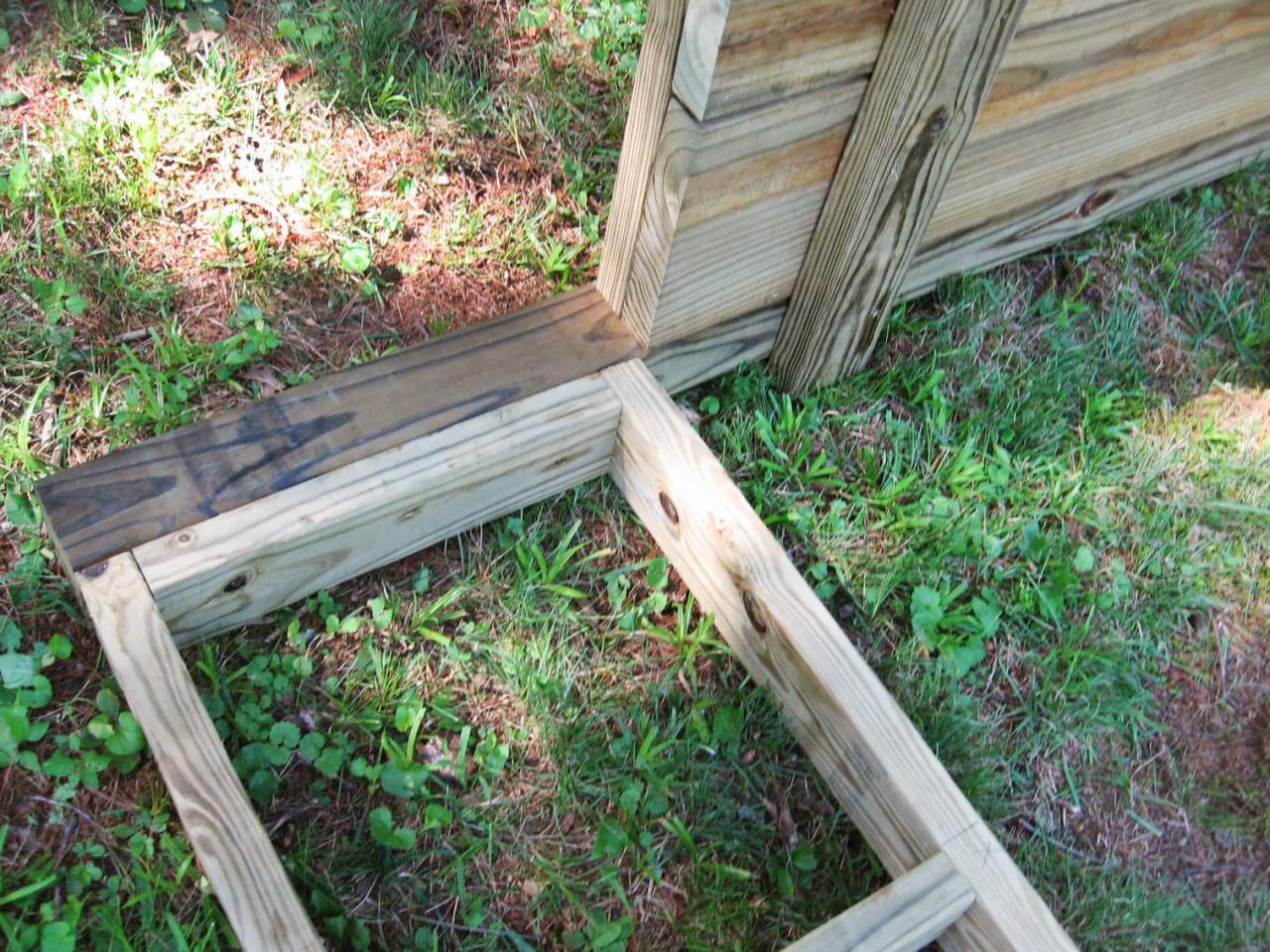 How to Build a Horseshoe Pit howtos DIY