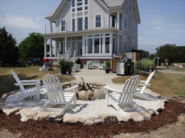 How to Create a Border for Your Fire Pit How to Create a Border for Your Fire Pit