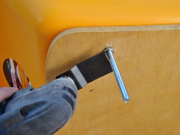Original_Ski-Sled-remove-bolt-length-8_s4x3 Original_Ski-Sled-remove-bolt-length-8_s4x3