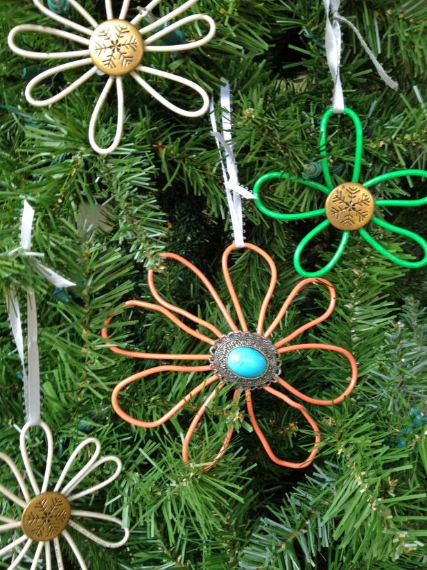 Original-Wire-Flower-Ornaments_Christmas-Tree2_s3x4 Original-Wire-Flower-Ornaments_Christmas-Tree2_s3x4