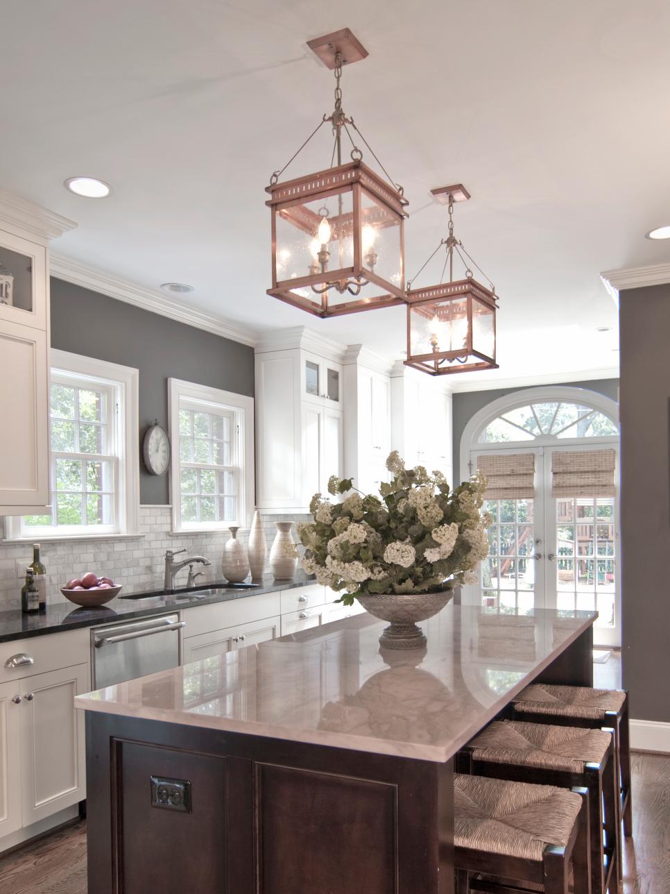 Kitchen Chandeliers, Pendants and Under-Cabinet Lighting | DIY