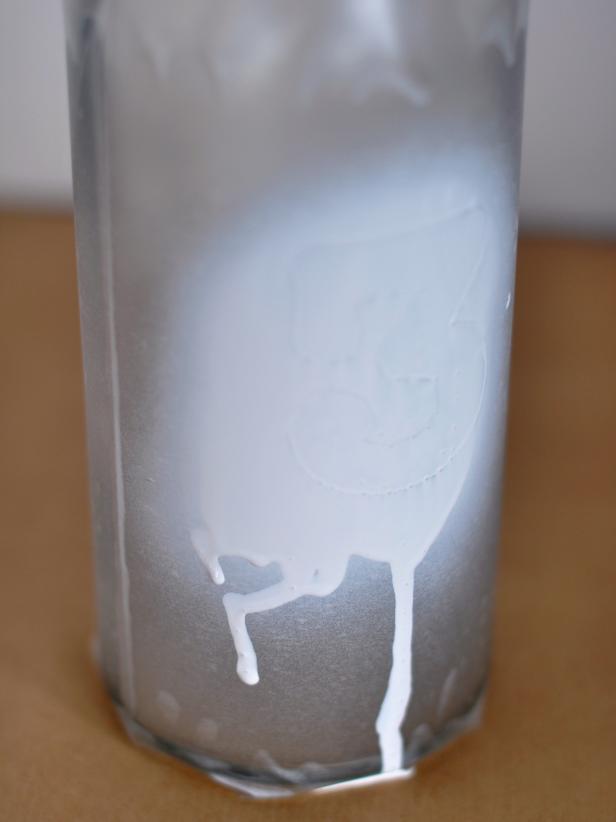 CI--She-n-He-Photography_Numbered-Bottles-spray-paint CI--She-n-He-Photography_Numbered-Bottles-spray-paint