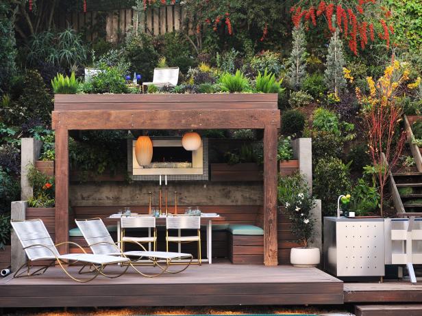 horjd305_outdoor-dining-pergola-seating-area_s4x3 horjd305_outdoor-dining-pergola-seating-area_s4x3