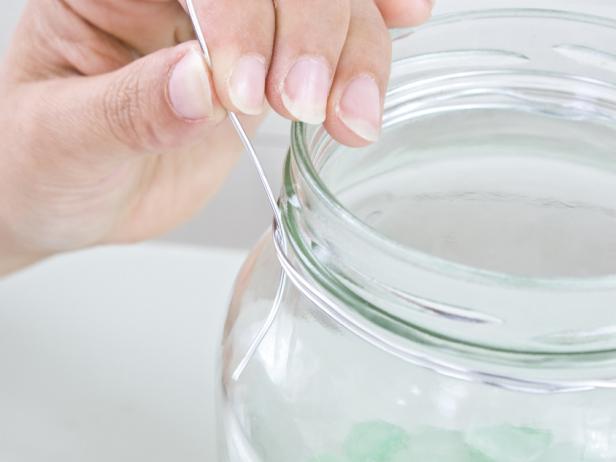 original-Layla-Palmer_Mason-jar-lantern-Step-8_s4x3 original-Layla-Palmer_Mason-jar-lantern-Step-8_s4x3