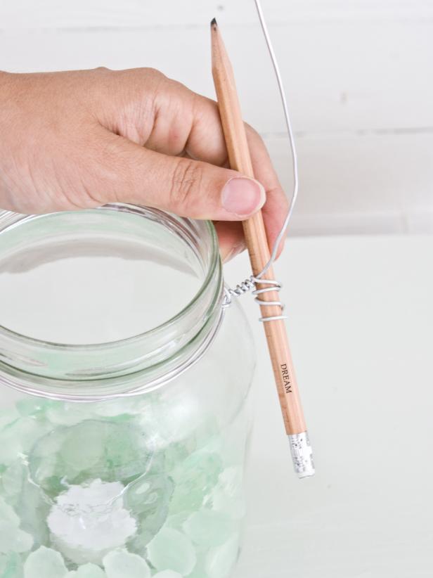 original-Layla-Palmer_Mason-jar-lantern-beauty-Step-10_s3x4 original-Layla-Palmer_Mason-jar-lantern-beauty-Step-10_s3x4