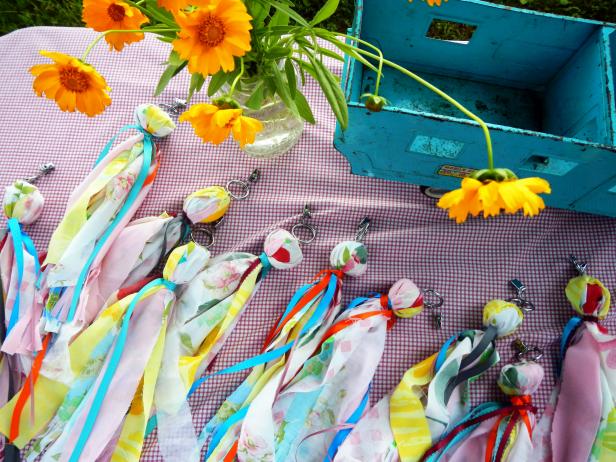 Original_picnic-tablecloth-clips-Close-up_s4x3 Original_picnic-tablecloth-clips-Close-up_s4x3