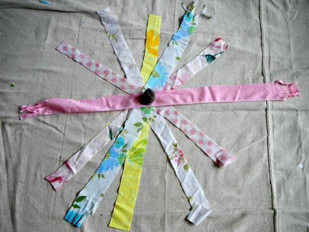 Original_picnic-tablecloth-clips-rock-on-strips_s4x3 Original_picnic-tablecloth-clips-rock-on-strips_s4x3