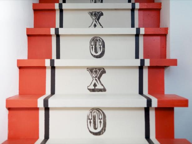 Original-Shannon-Kaye_Painted-Stairs_s4x3 Original-Shannon-Kaye_Painted-Stairs_s4x3