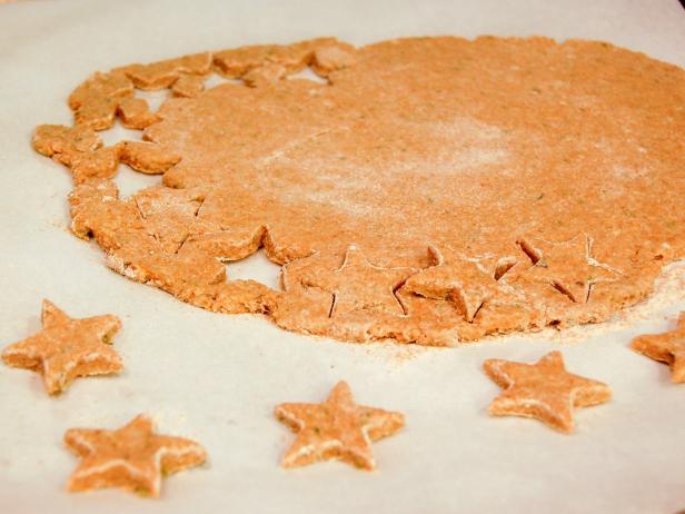 CI-AmyBites_Cat-Treats-Shape-Cut-Outs_s4x3 CI-AmyBites_Cat-Treats-Shape-Cut-Outs_s4x3
