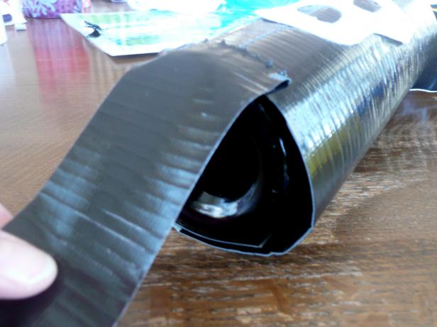 Original-Duct-Tape-Wine-Caddy_alternative-bottom1_s4x3 Original-Duct-Tape-Wine-Caddy_alternative-bottom1_s4x3