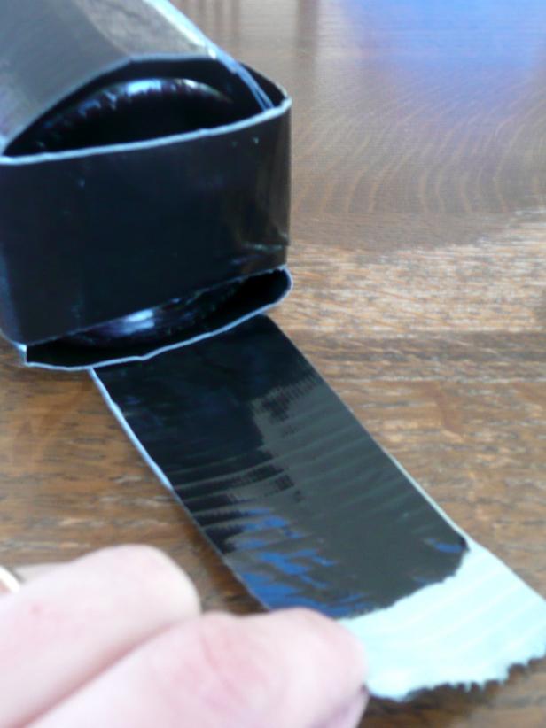 Original-Duct-Tape-Wine-Caddy_alternative-bottom2_s3x4 Original-Duct-Tape-Wine-Caddy_alternative-bottom2_s3x4