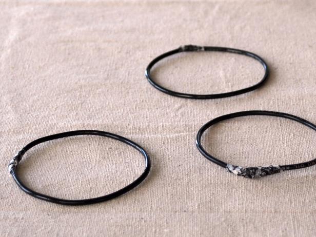 Original-duct-tape-bracelets-three-bands_s4x3 Original-duct-tape-bracelets-three-bands_s4x3