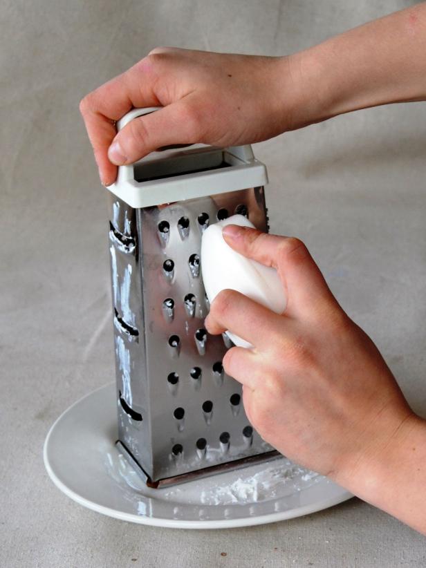 Original-jewelry-soap-box-gift-grate-soap_s3x4 Original-jewelry-soap-box-gift-grate-soap_s3x4