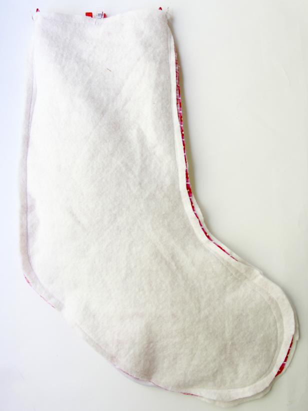 CI-Jess-Abbott_Rit-dye-Christmas-stocking-slide-lining-over-stocking_v CI-Jess-Abbott_Rit-dye-Christmas-stocking-slide-lining-over-stocking_v