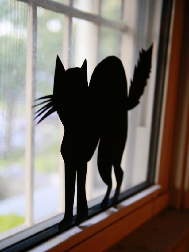 CI-Manvi-Drona_Halloween-Window-Silhouette-Cat2_v CI-Manvi-Drona_Halloween-Window-Silhouette-Cat2_v