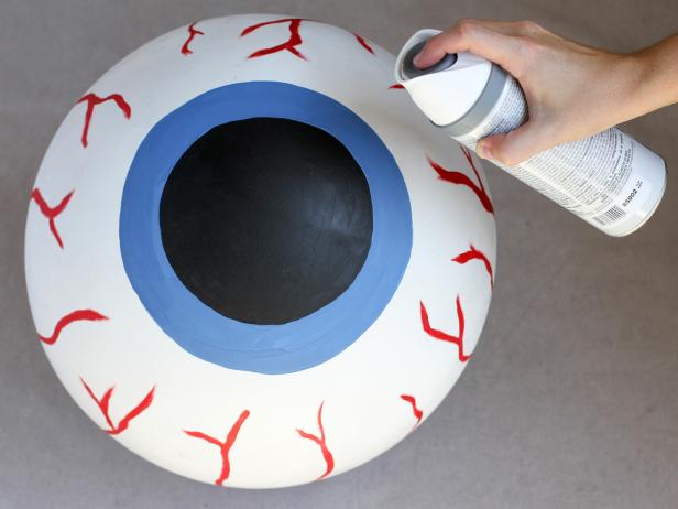 CI-Brittni-Melhoff_Halloween-bloodshot-eyeball-spray-sealant_h CI-Brittni-Melhoff_Halloween-bloodshot-eyeball-spray-sealant_h