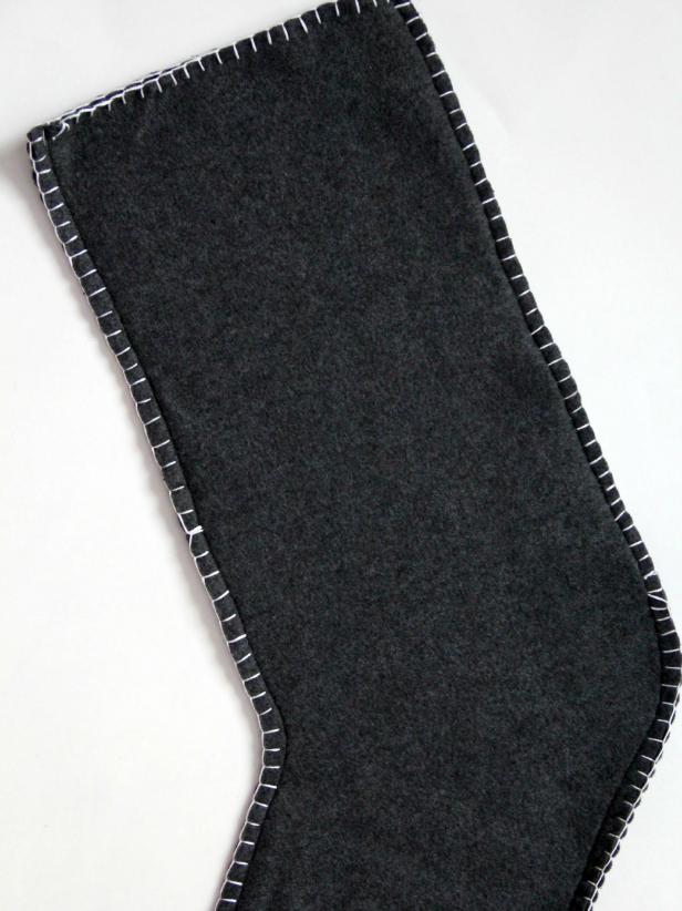 CI-Jess-Abbott_Fleece-Christmas-Stocking-finished-blanket-stitch-step6_v CI-Jess-Abbott_Fleece-Christmas-Stocking-finished-blanket-stitch-step6_v