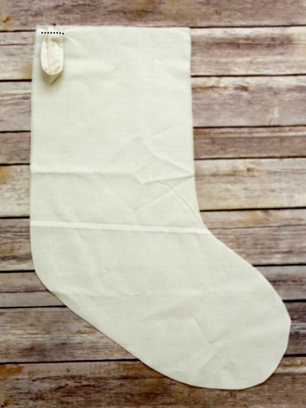 CI-Jess-Abbott_Ruffle-Christmas-Stocking-add-loop-step4_v CI-Jess-Abbott_Ruffle-Christmas-Stocking-add-loop-step4_v