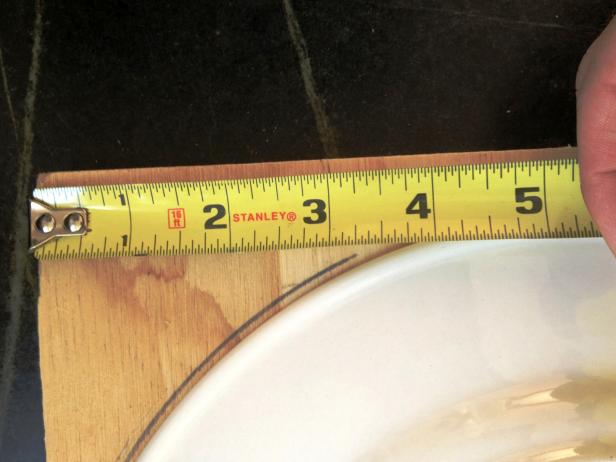 CI-Jonanne-Palmissano_Halloween-spooky-inn-measure-curve_h CI-Jonanne-Palmissano_Halloween-spooky-inn-measure-curve_h