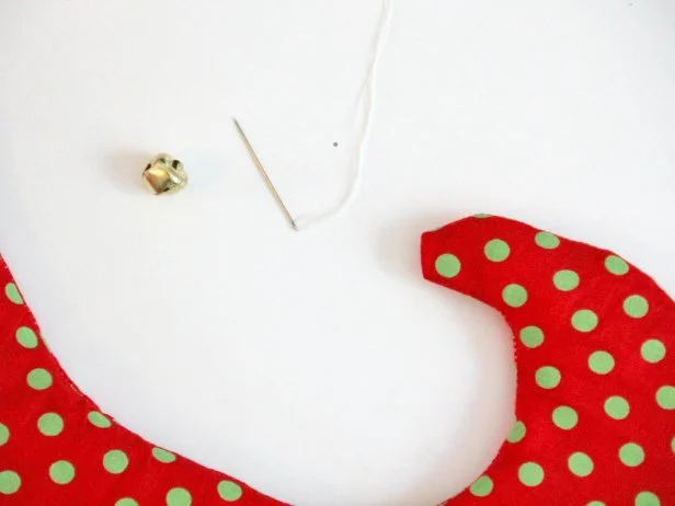 CI-Jess-Abbott_Elf-Christmas-Stocking-sew-bell-on-toe12_h