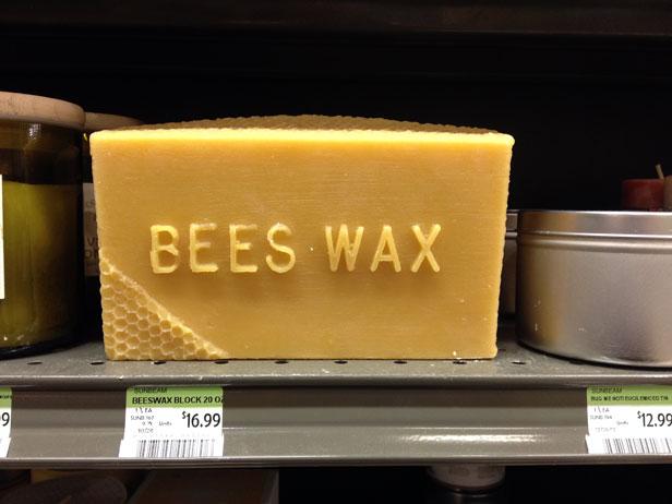 MR_Kelly-Smith-Trimble-beeswax-lip-balm-step1_s4x3 MR_Kelly-Smith-Trimble-beeswax-lip-balm-step1_s4x3