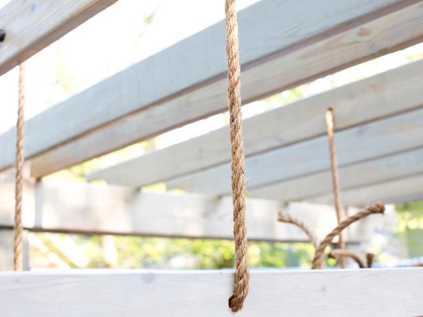 Original_Gathered-lanterns-suspend-ladder-from-pergola_h Original_Gathered-lanterns-suspend-ladder-from-pergola_h