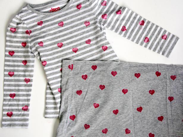 CI-Jess-Abbott_Heart-dress-stamped-hearts7_h CI-Jess-Abbott_Heart-dress-stamped-hearts7_h
