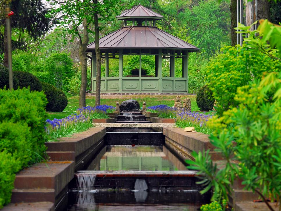 Outdoor Ponds, Water Features and Water Gardens | DIY