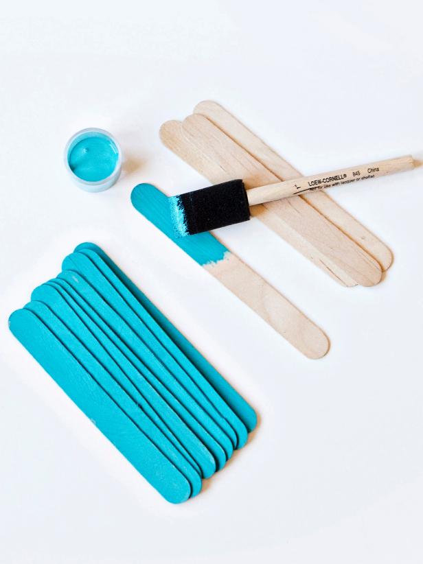 CI-Jessica-Downey-Catapult-paint-sticks_s3x4 CI-Jessica-Downey-Catapult-paint-sticks_s3x4