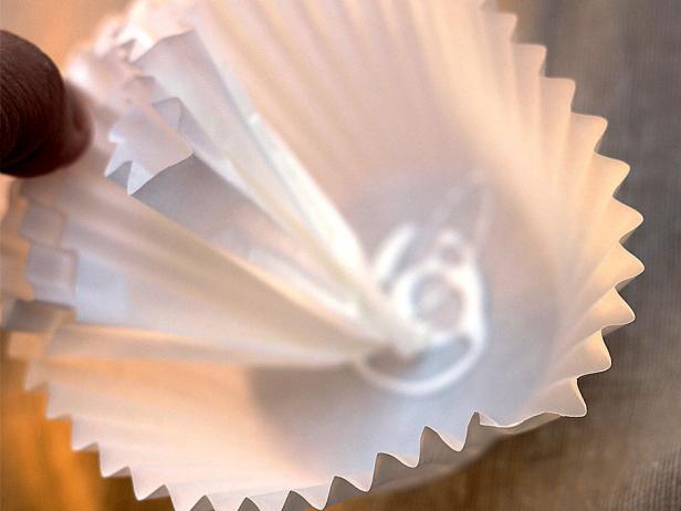 CI-Kori-Clark_Cupcake-liner-Flower-glue-step4_s4x3 CI-Kori-Clark_Cupcake-liner-Flower-glue-step4_s4x3
