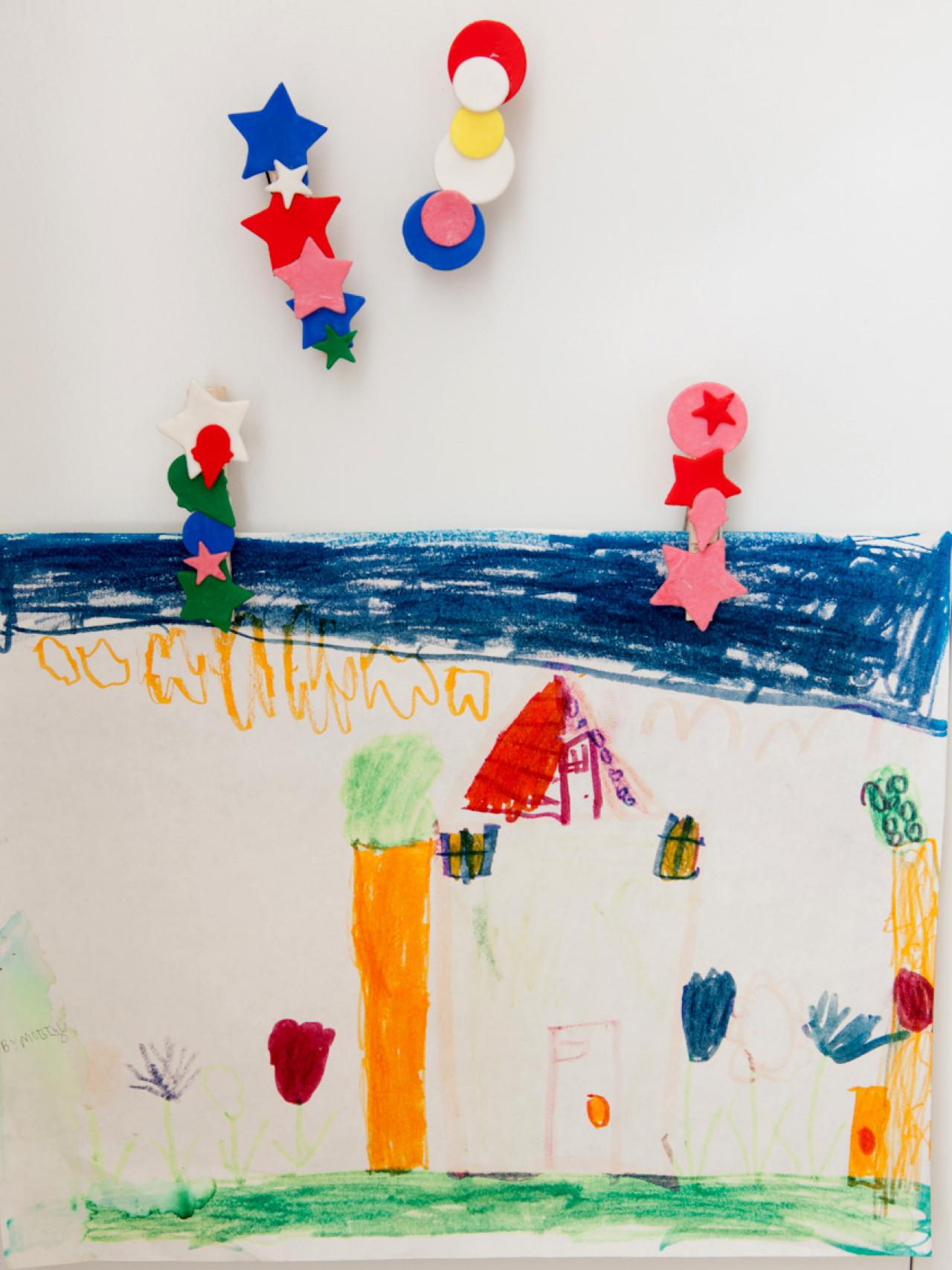 How to Make Refrigerator from Clothespins howtos DIY