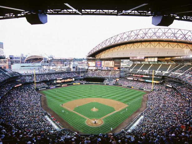 DYCR-MLB_Seattle-Safeco-Field_s4x3 DYCR-MLB_Seattle-Safeco-Field_s4x3