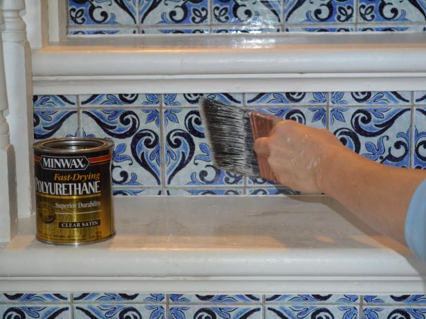 Original-Joanne-Palmisano_Staircase-applying-topcoat_4x3 Original-Joanne-Palmisano_Staircase-applying-topcoat_4x3