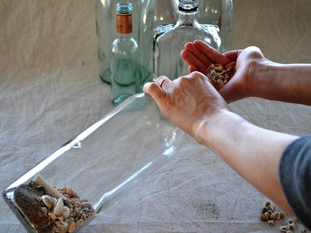 Original-Joanne-Palmisano-Memory-bottle-fill_4x3 Original-Joanne-Palmisano-Memory-bottle-fill_4x3
