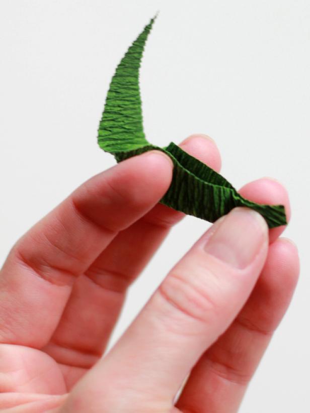 CI-Jessica-Peterson_floral-christmas-branch-step2_3x4 CI-Jessica-Peterson_floral-christmas-branch-step2_3x4