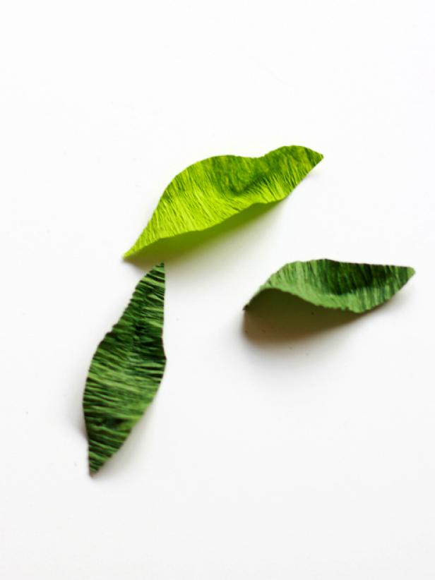 CI-Jessica-Peterson_floral-christmas-branch-step3_3x4 CI-Jessica-Peterson_floral-christmas-branch-step3_3x4