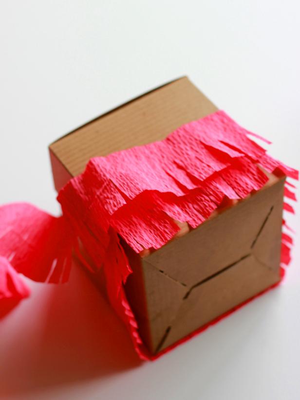 CI-Jessica-Peterson_pinata_gift_boxes-step6_3x4 CI-Jessica-Peterson_pinata_gift_boxes-step6_3x4