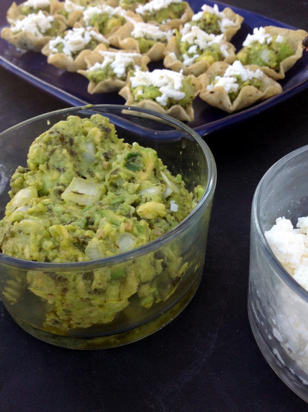 CI-Manvi-Droni_avocado-chimi-dip_3x4 CI-Manvi-Droni_avocado-chimi-dip_3x4