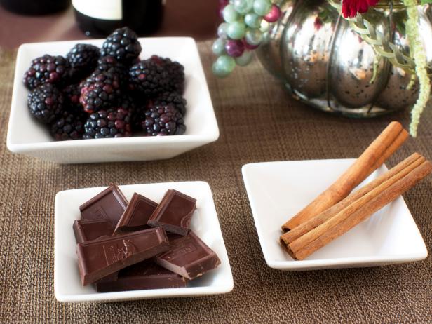 Original-Wine-Tasting-Party_palate-cleansers-choclate_4x3 Original-Wine-Tasting-Party_palate-cleansers-choclate_4x3
