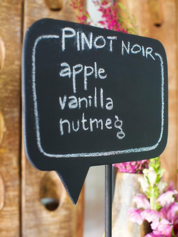 Original-wine-tasting_pinot-noir-sign_3x4 Original-wine-tasting_pinot-noir-sign_3x4
