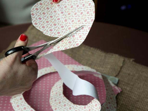 Original-Rosebud-Streamers_cut-spiral-step6_4x3 Original-Rosebud-Streamers_cut-spiral-step6_4x3