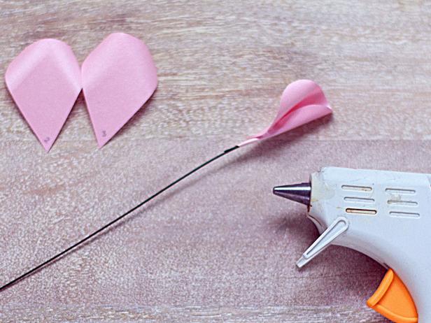 CI-Lia-Griffith_Paper-Roses-wrap-petal-step7_4x3 CI-Lia-Griffith_Paper-Roses-wrap-petal-step7_4x3
