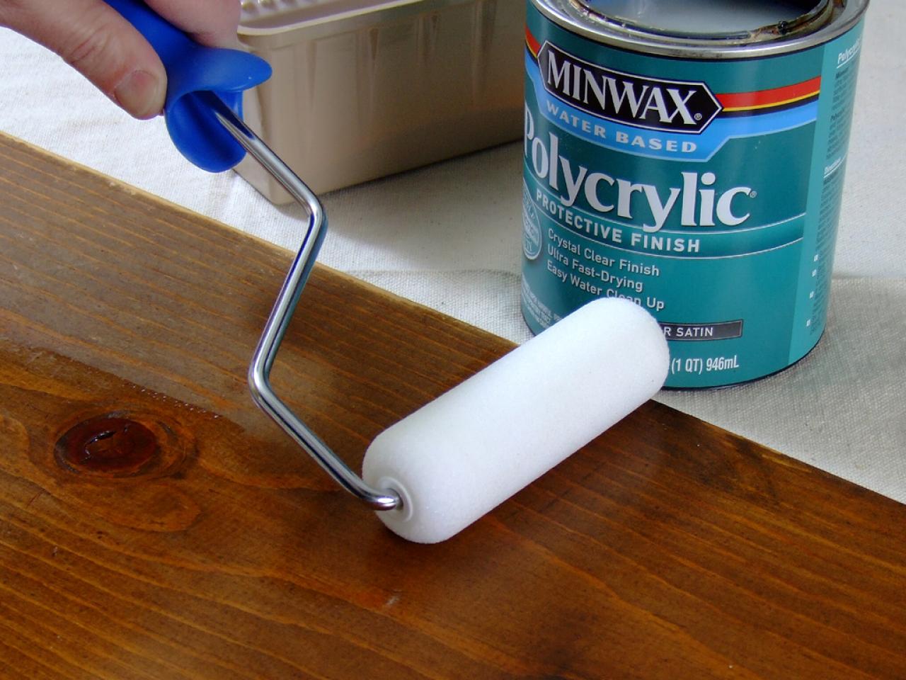 What's the Difference Between Polyurethane, Varnish