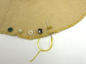 CI-Tiffany-Threadgould_sweater-shrug-sew-buttons-step7_4x3 CI-Tiffany-Threadgould_sweater-shrug-sew-buttons-step7_4x3
