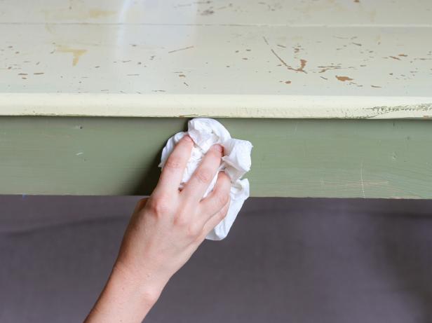 CI-Brittni-Melhoff_fabric-covered-desk-wipe-after-sanding-step3_4x3 CI-Brittni-Melhoff_fabric-covered-desk-wipe-after-sanding-step3_4x3