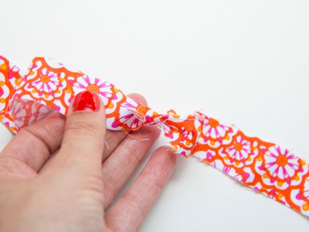 CI-Chelsea-Costa_braided-belt-pull-into-knot-step9 CI-Chelsea-Costa_braided-belt-pull-into-knot-step9