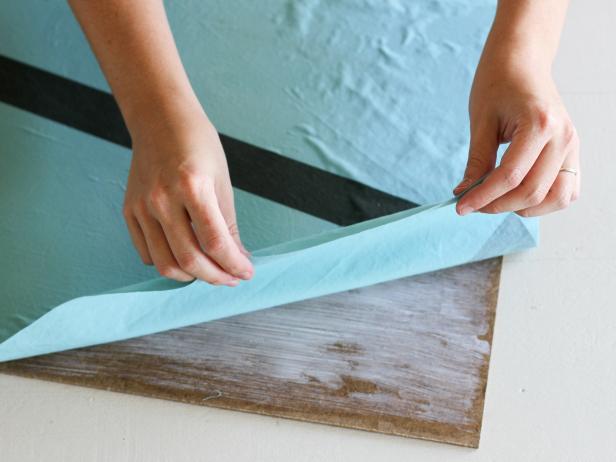 CI-Brittni-Mehloff-chalkboard-placemat-adhere-fabric-to-board-step4_h CI-Brittni-Mehloff-chalkboard-placemat-adhere-fabric-to-board-step4_h