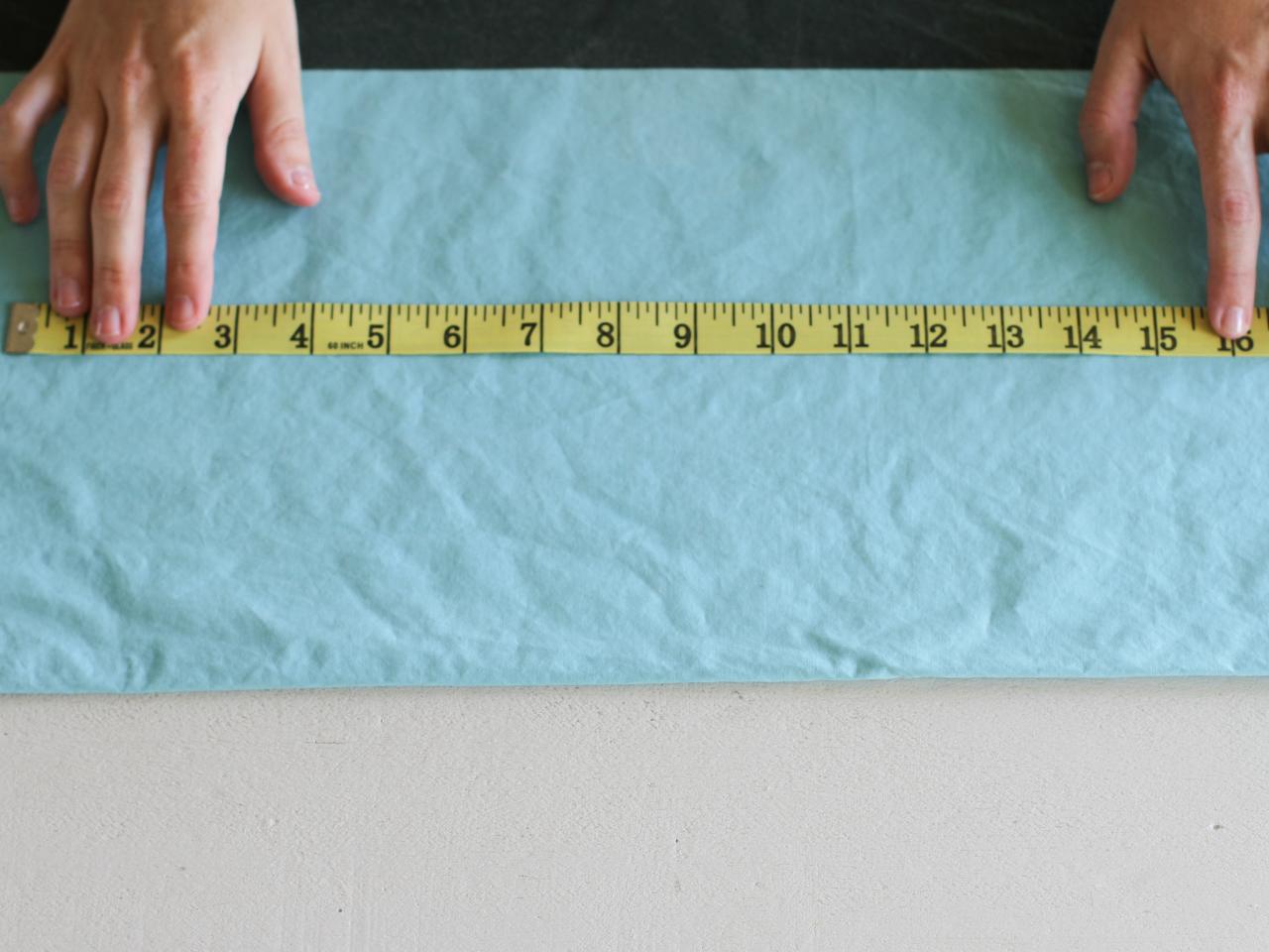 DIY NoSew Fabric Chalkboard Placemats howtos DIY